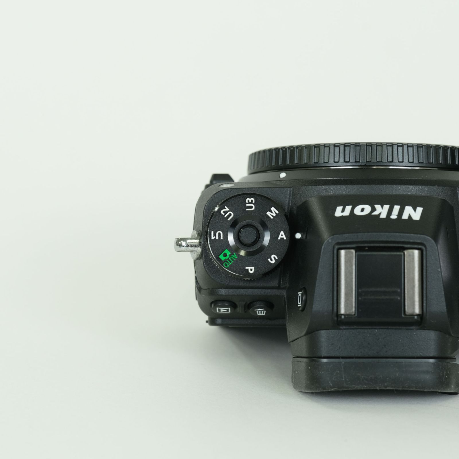 美品 | シャッター数10,640回] Nikon Z6 [ボディ] | Nikon Zマウント