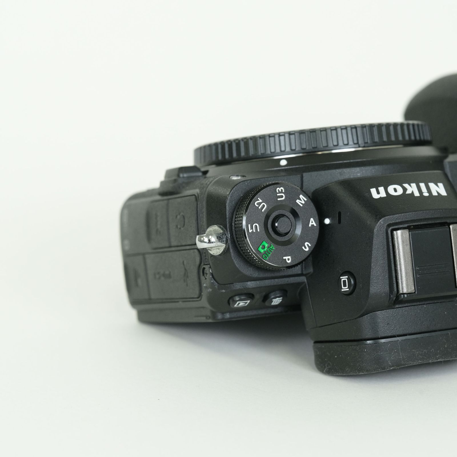 美品 | シャッター数10,640回] Nikon Z6 [ボディ] | Nikon Zマウント