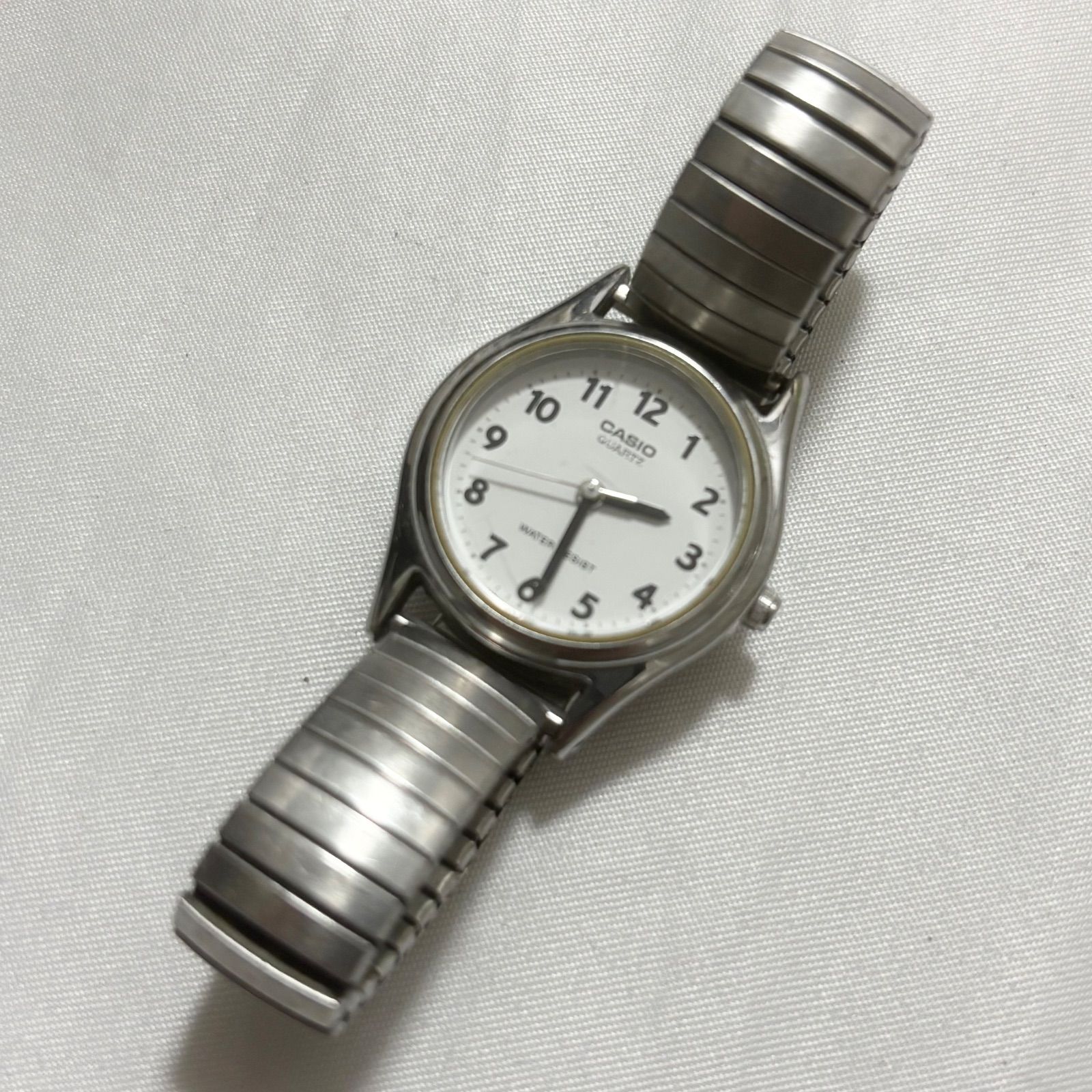 送料無料】CASIO/カシオ/LQ-410/クォーツ腕時計/ホワイト×シルバー