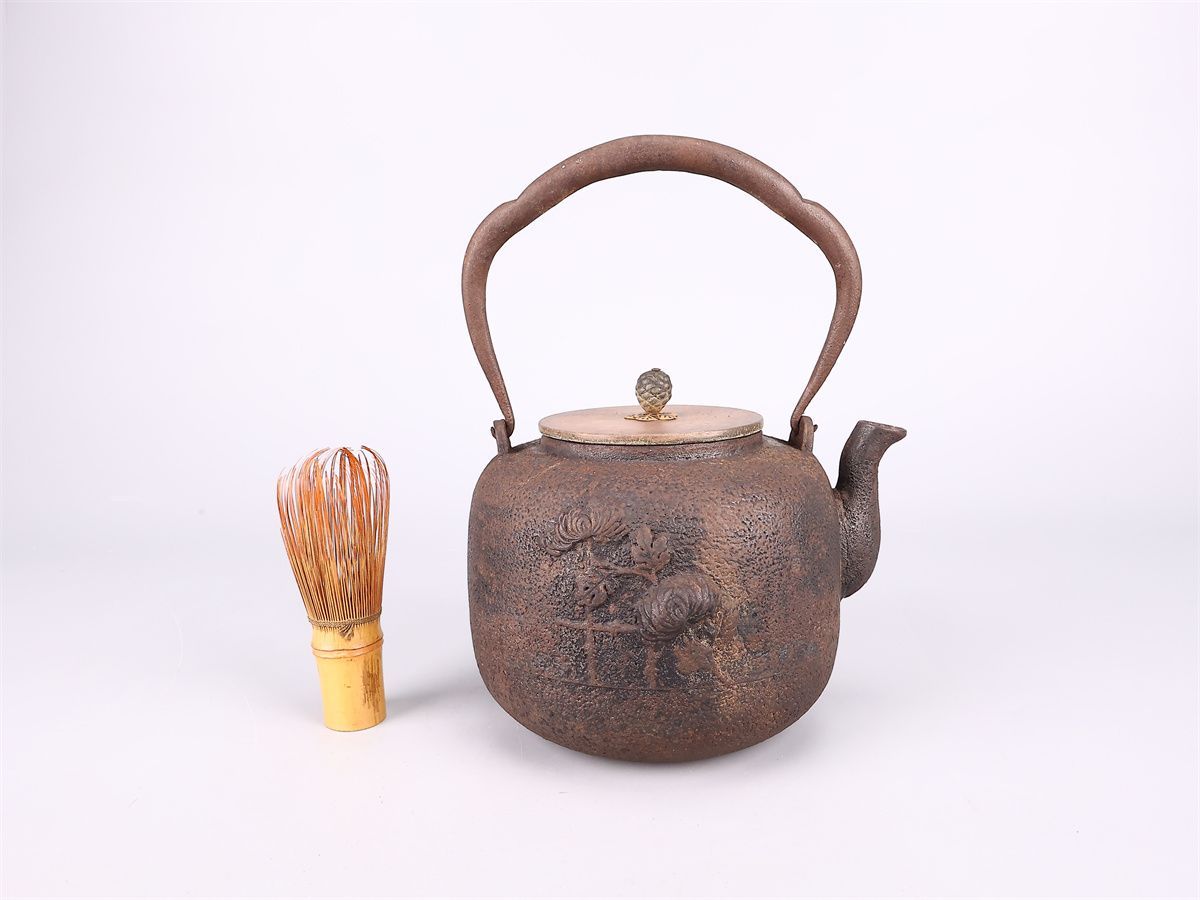 時代 【萬龍堂造】 菊紋 鉄瓶／水漏れ無し！TA892 - メルカリ