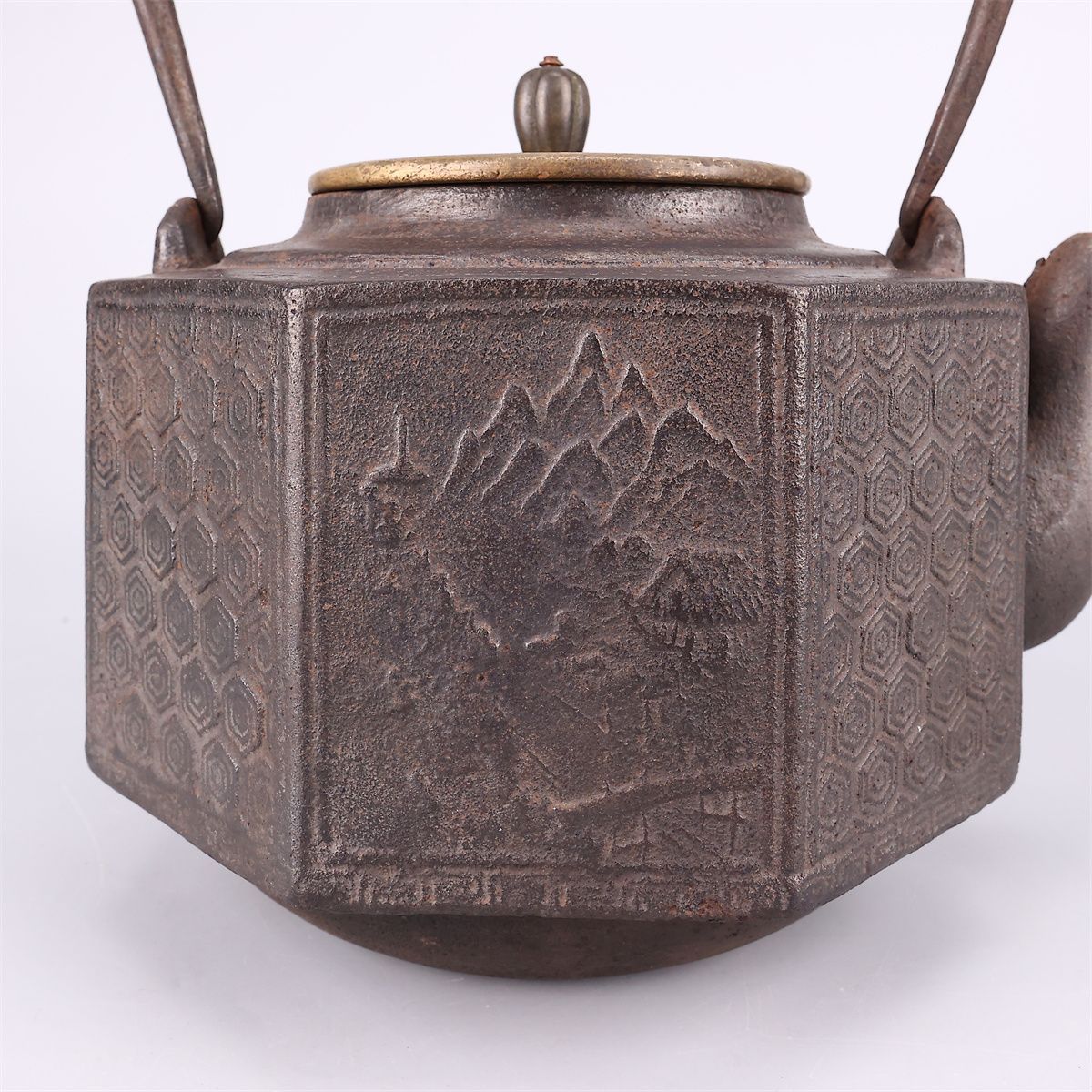 時代 【龍文堂造】 八角 鉄瓶／水漏れ無し！TA885 - メルカリ