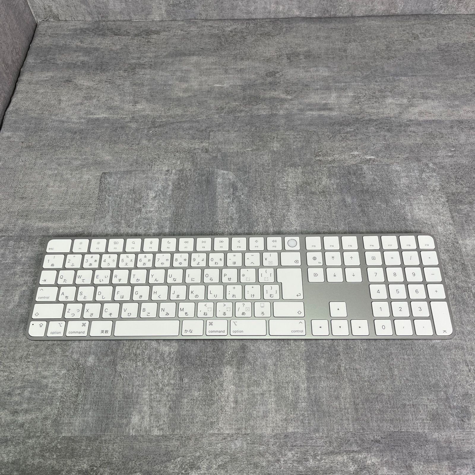Apple Magic Keyboard A2520 日本語 Touch ID テンキー付 - メルカリ