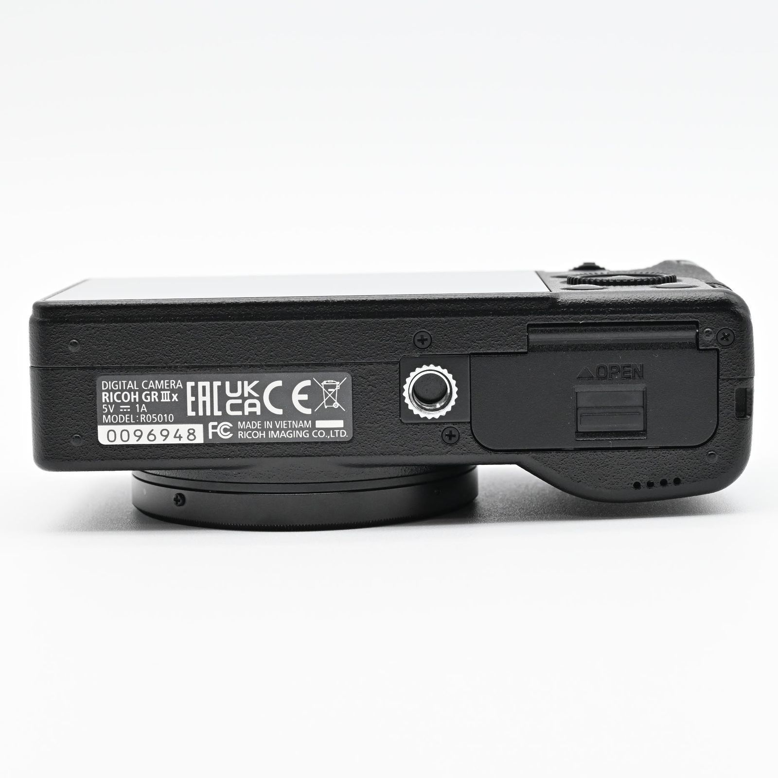 RICOH GR Ⅲx ショット数 8319回 - メルカリ