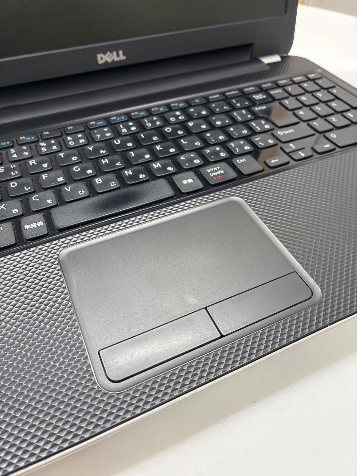 ジャンク DELL Windowsノート本体 全体的に状態悪い - メルカリ