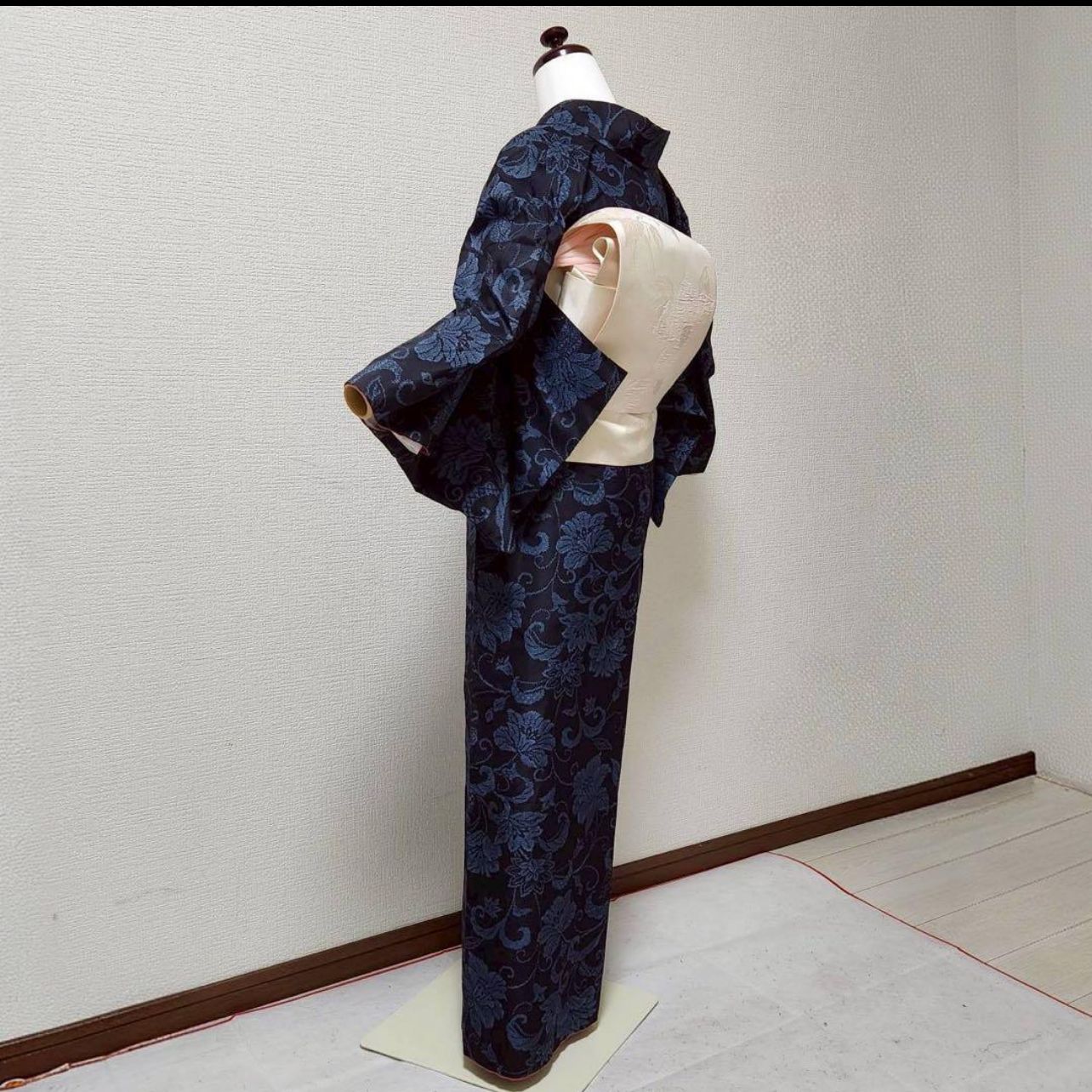 逸品 正絹 大島紬 小紋 鳥羽色 フルセット 四点 - メルカリ