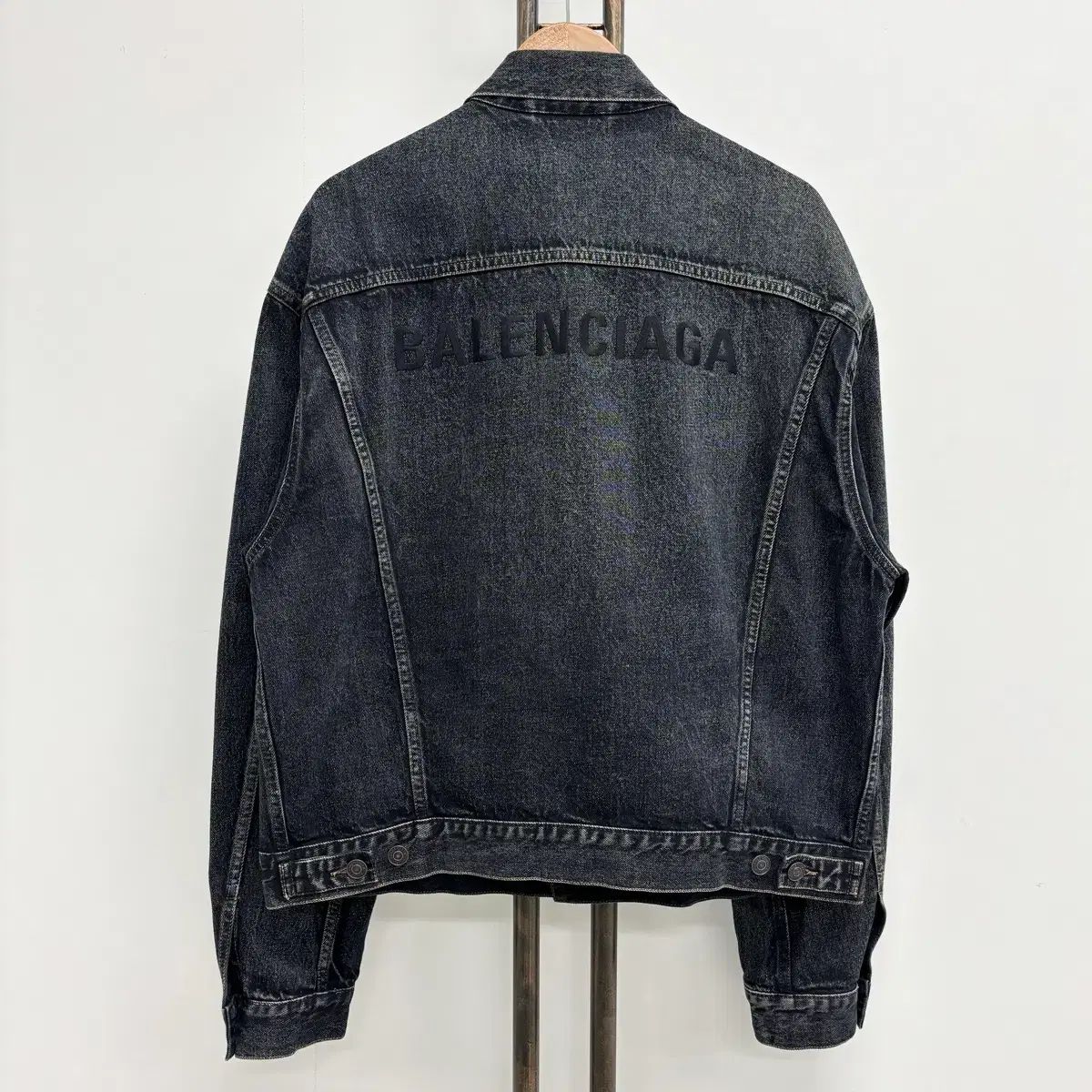 50 バレンシアガ バックロゴ ブラックデニムジャケット デニム 