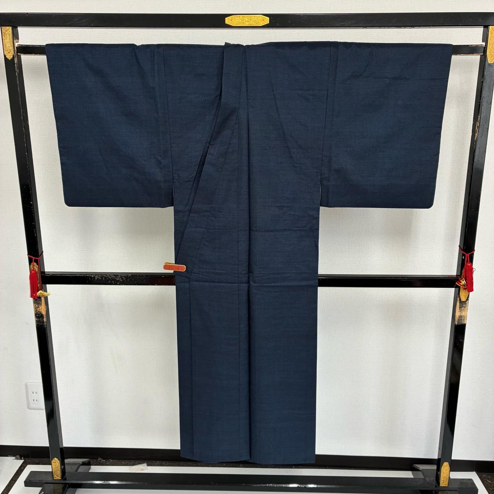 壱0680 本絹泥藍村山大島紬男着物羽織裄71丈154К藍亀甲新品証紙