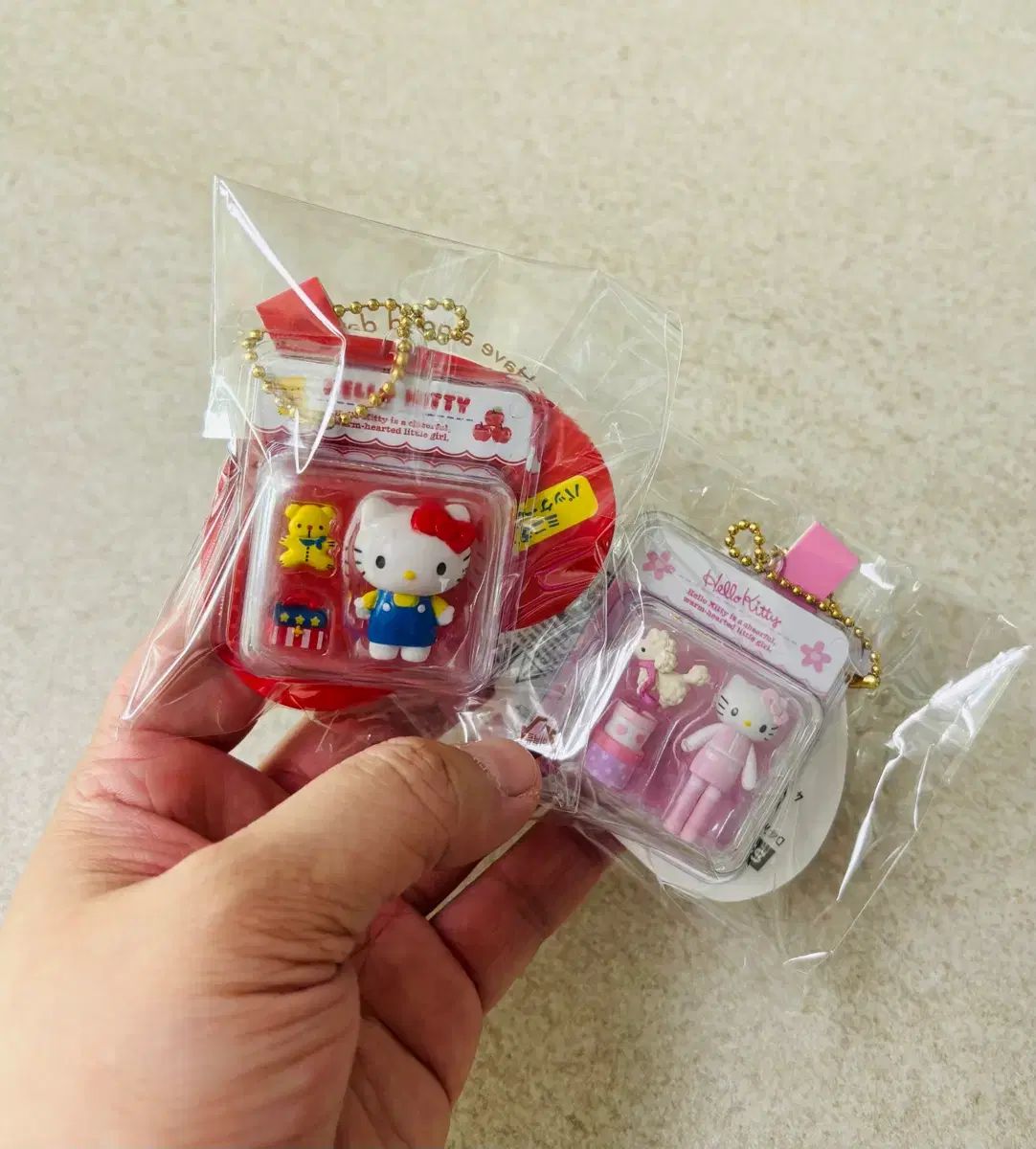 サンリオ ハローキティ ミニチュア パッケージ キーホルダー 送料無料