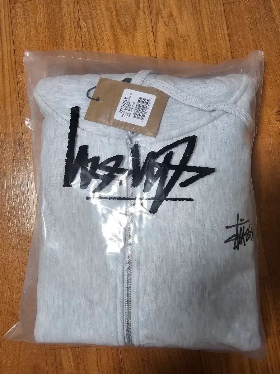STUSSY ストック ロゴ 起毛 ジップアップ L 新品