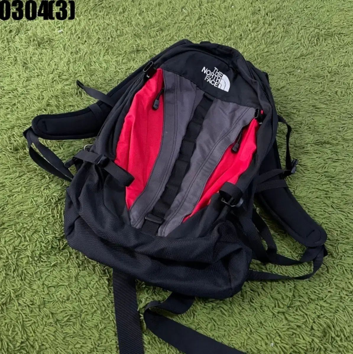 THE NORTH FACE ザノースフェイス バックパック ブラック/レッド 0304 