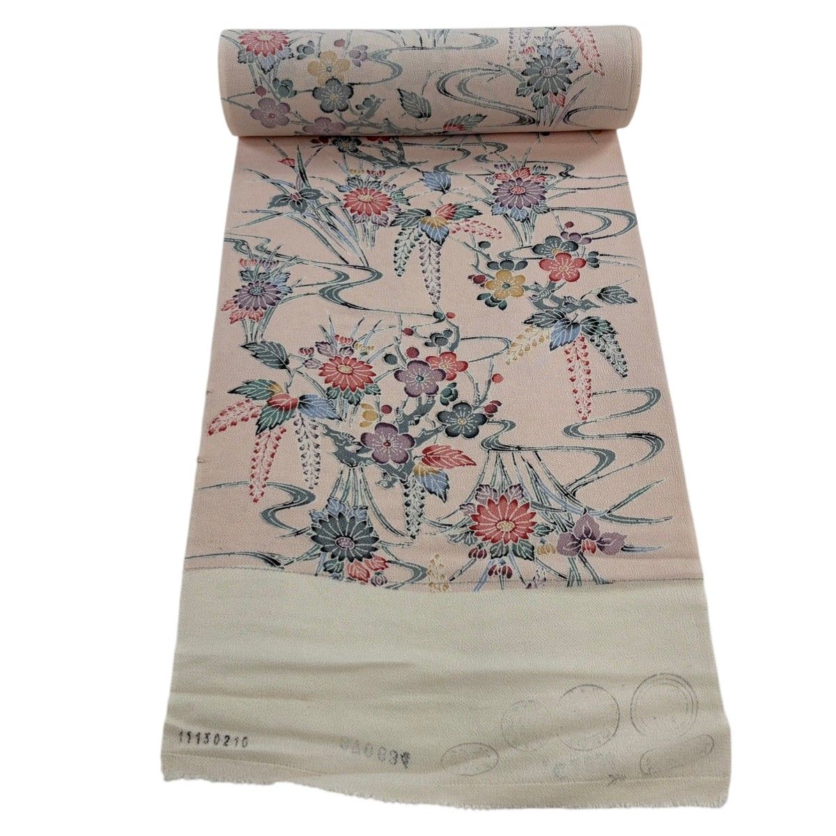 反物 秀品 小紋 草花 薄ピンク 正絹 【中古】 | Shop at Mercari from
