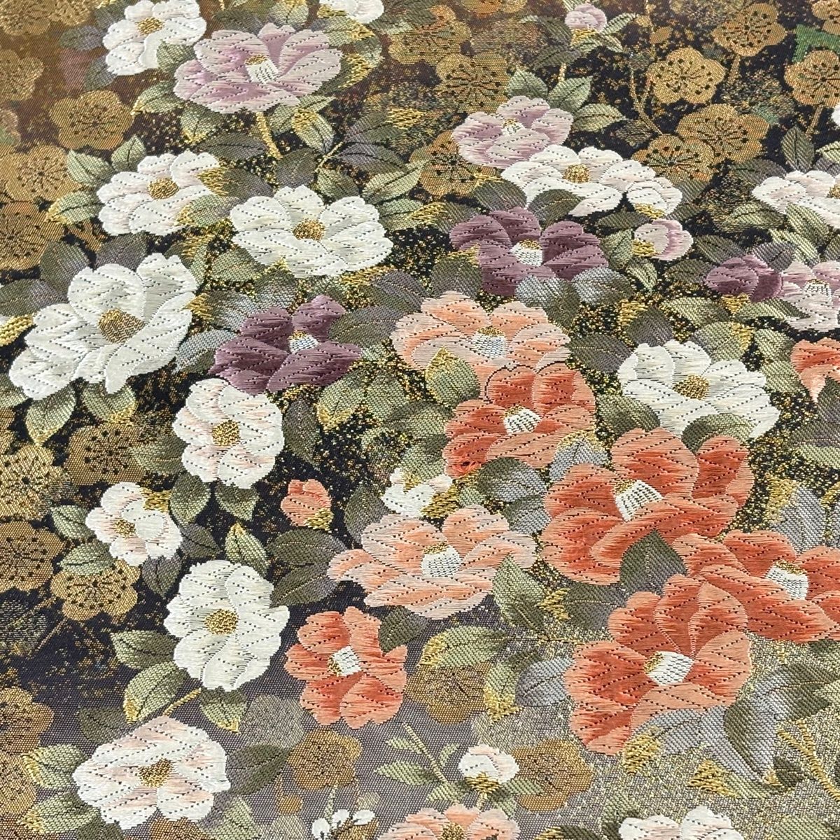 美品】 袋帯 秀品 関西仕立て 椿 枝梅 陶漆箔 唐織 金色 六通 正絹