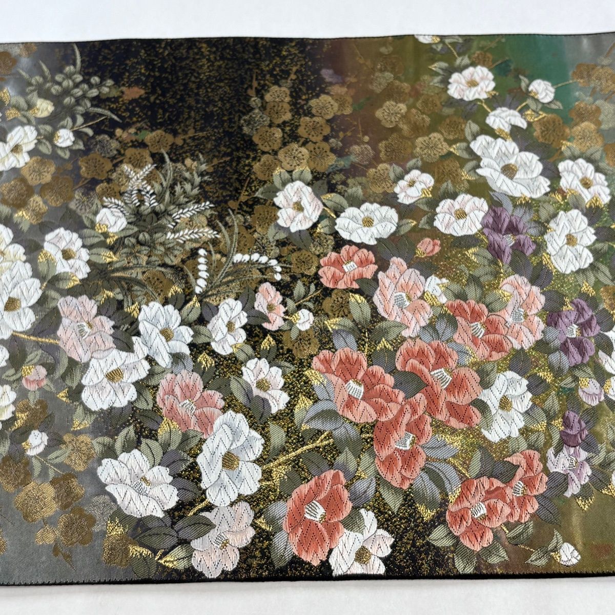 美品】 袋帯 秀品 関西仕立て 椿 枝梅 陶漆箔 唐織 金色 六通 正絹
