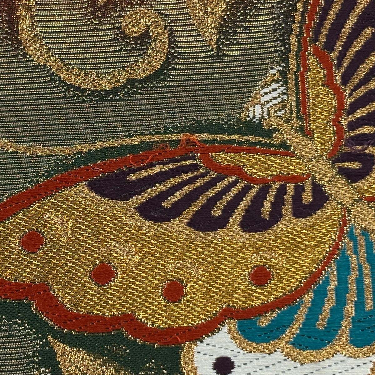 袋帯 秀品 関西仕立て 蝶 草花 刺繍 金銀糸 深緑 六通 正絹 【中古