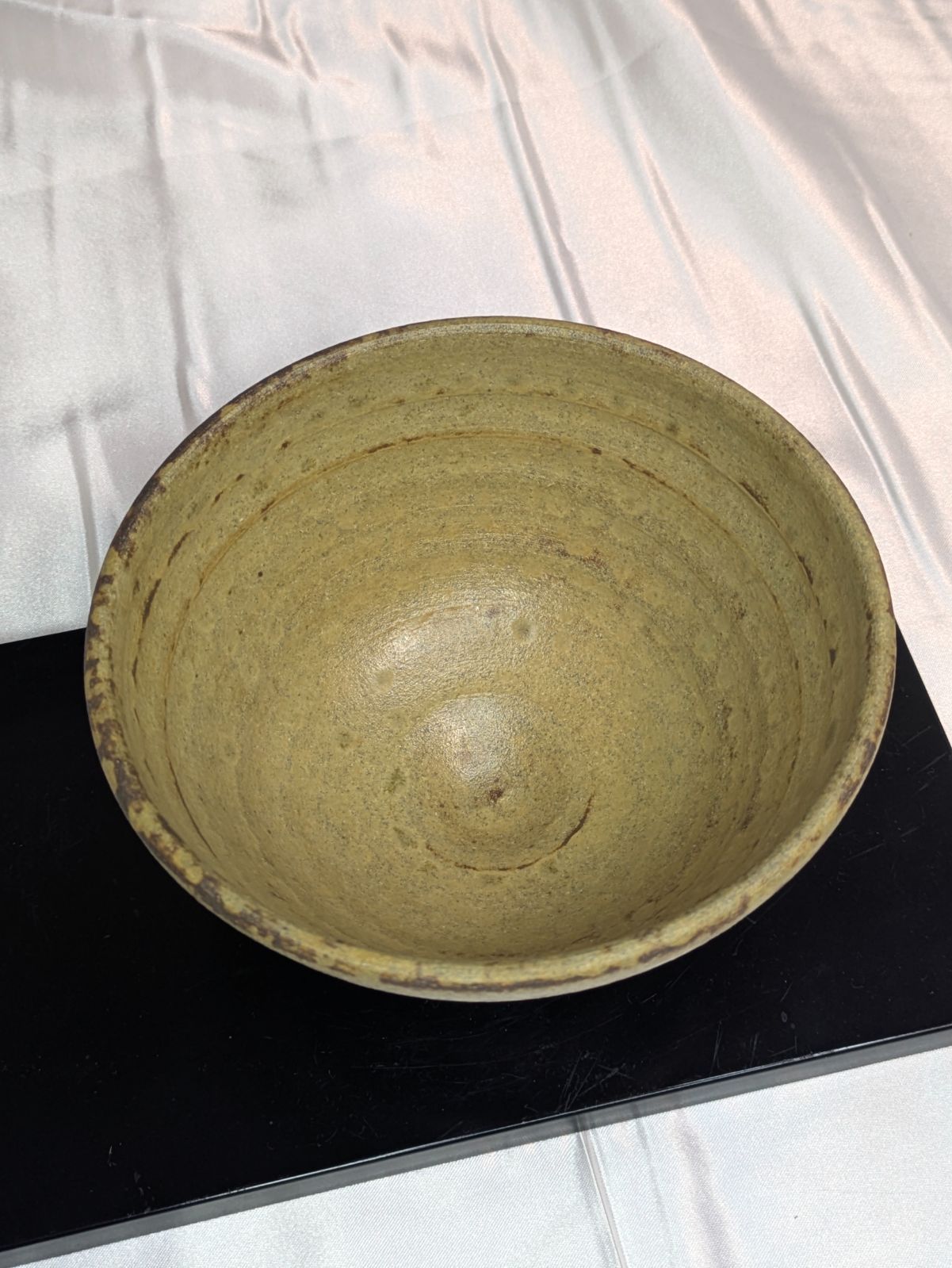 加藤英一 瀬戸焼 黄瀬戸茶碗 黄瀬戸 抹茶碗 共箱 陶歴しおり 保護布