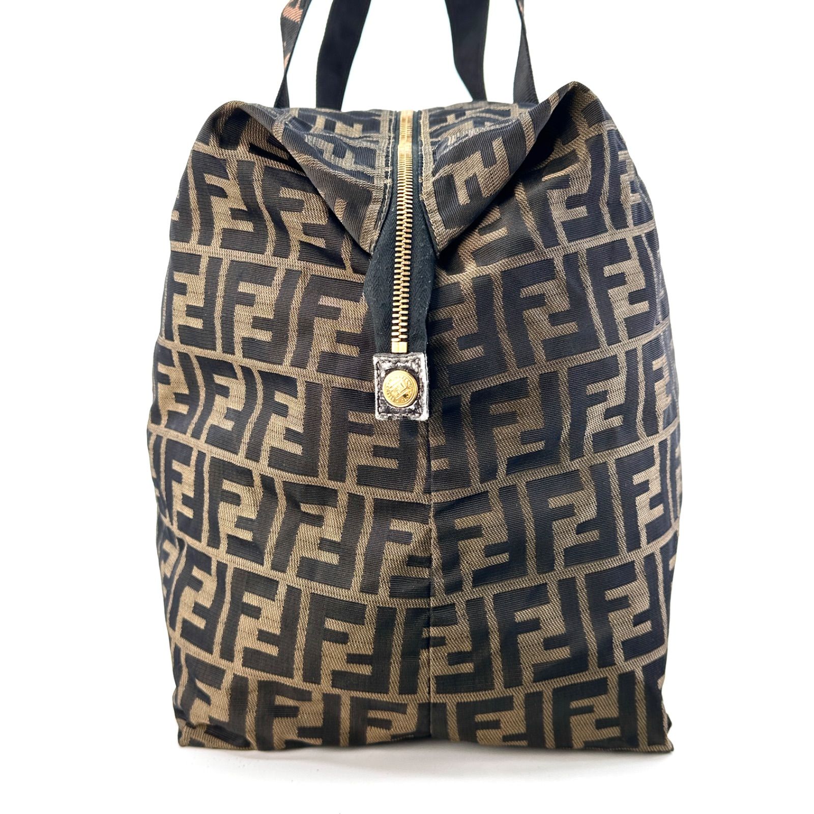 FENDI】 ズッカ柄 ラージボストンバッグ ブラウン ナイロン レザー