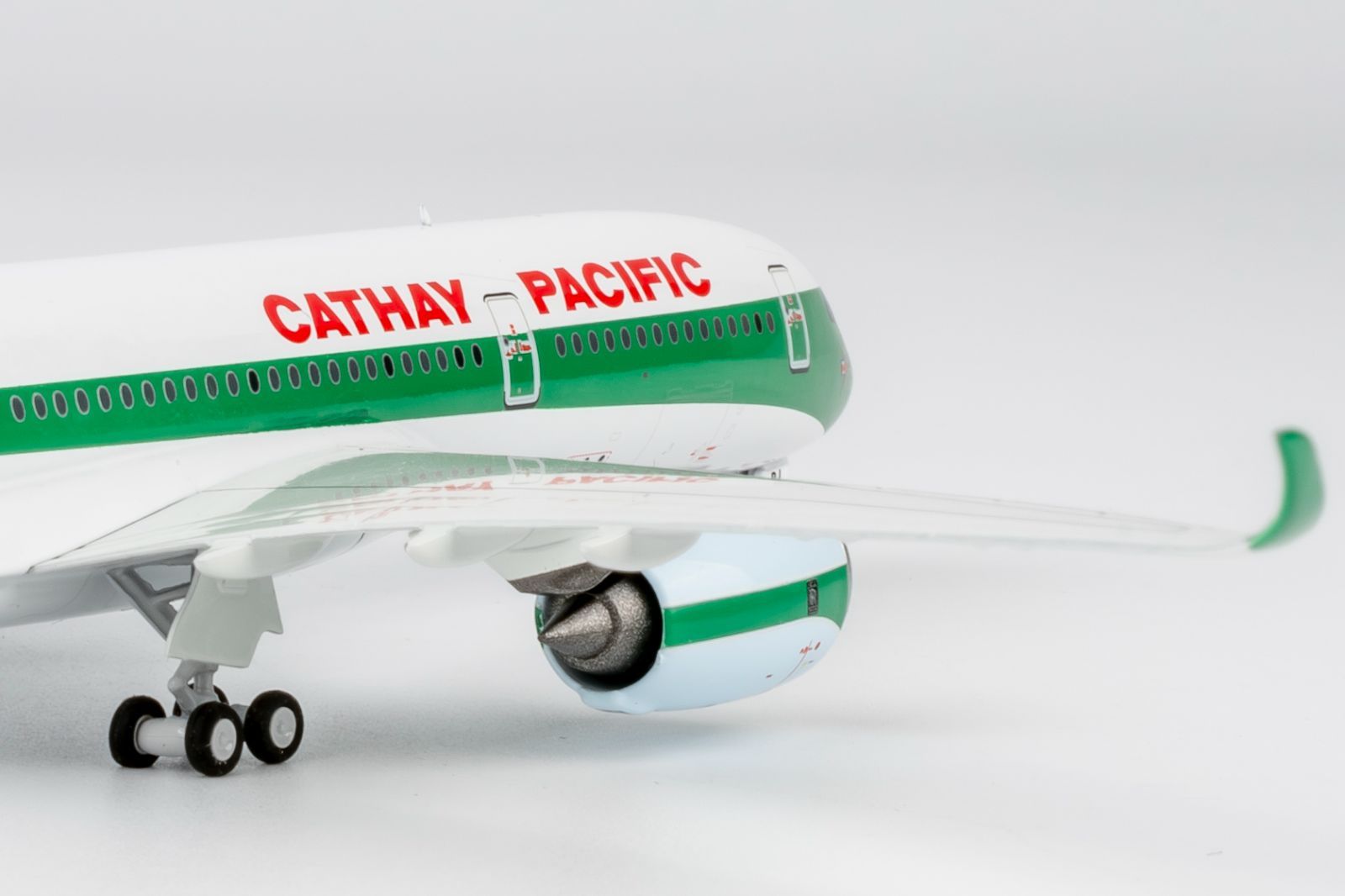 NGmodel キャセイパシフィック A350-900 B-LRJ 80周年記念塗装 1/400
