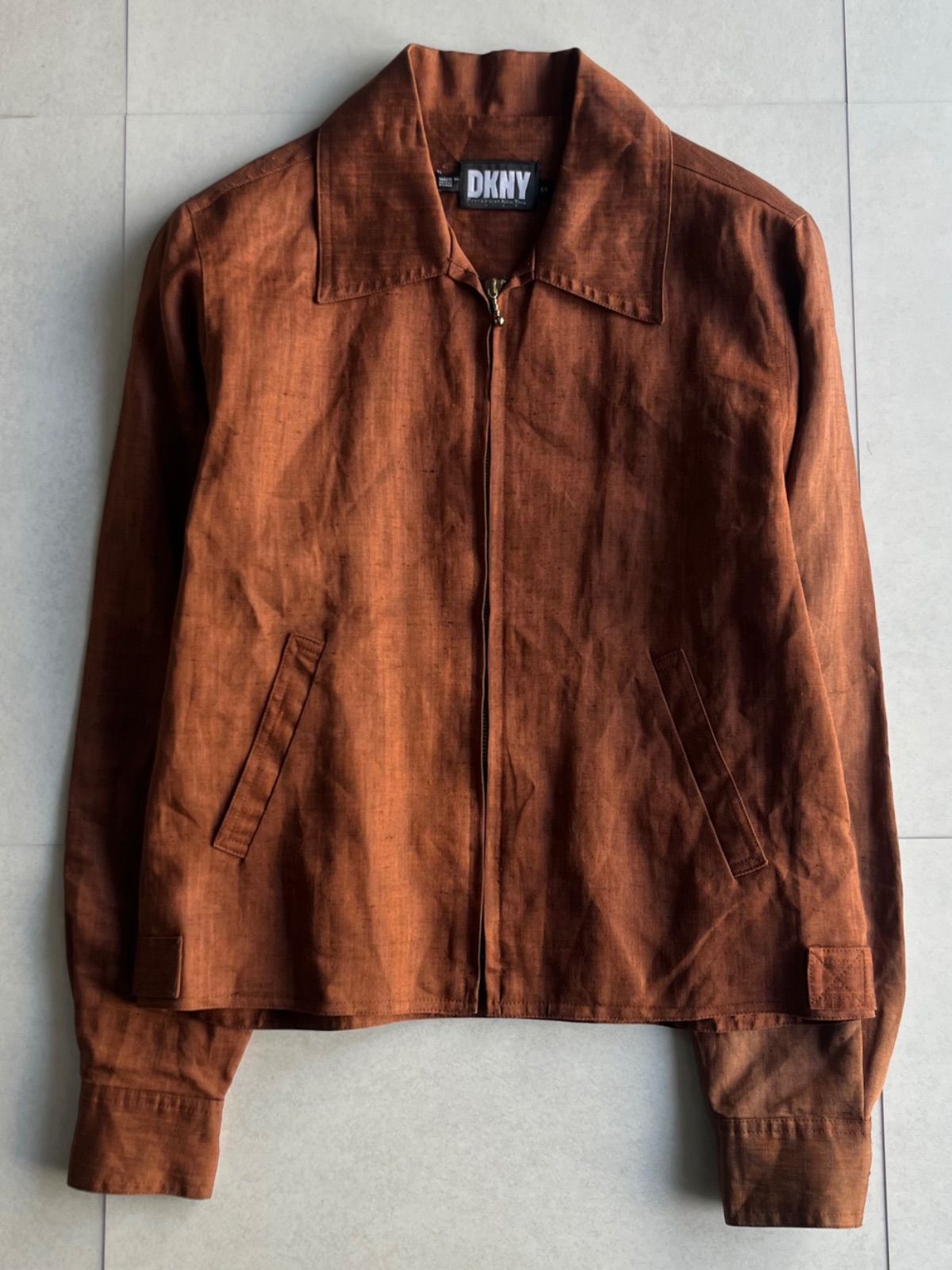 DKNY