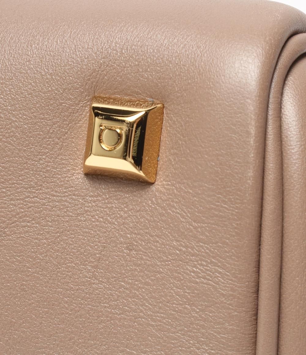 美品 サルバトーレフェラガモ 2way ハンドバッグ ショルダーバッグ