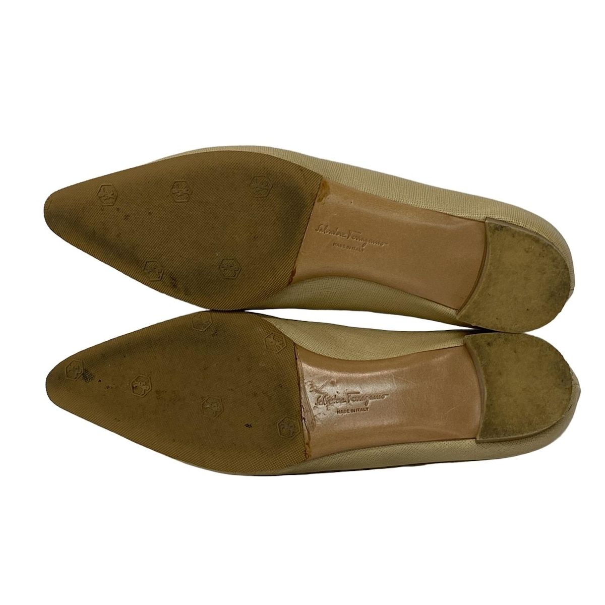 FERRAGAMO/SalvatoreFerragamo(サルバトーレフェラガモ) フラット