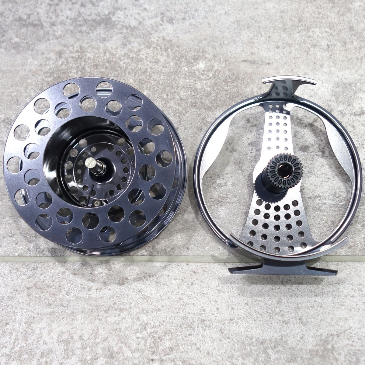 極美品 ラムソン LAMSON VELOCITY V4 ベロシティ フライリール - メルカリ