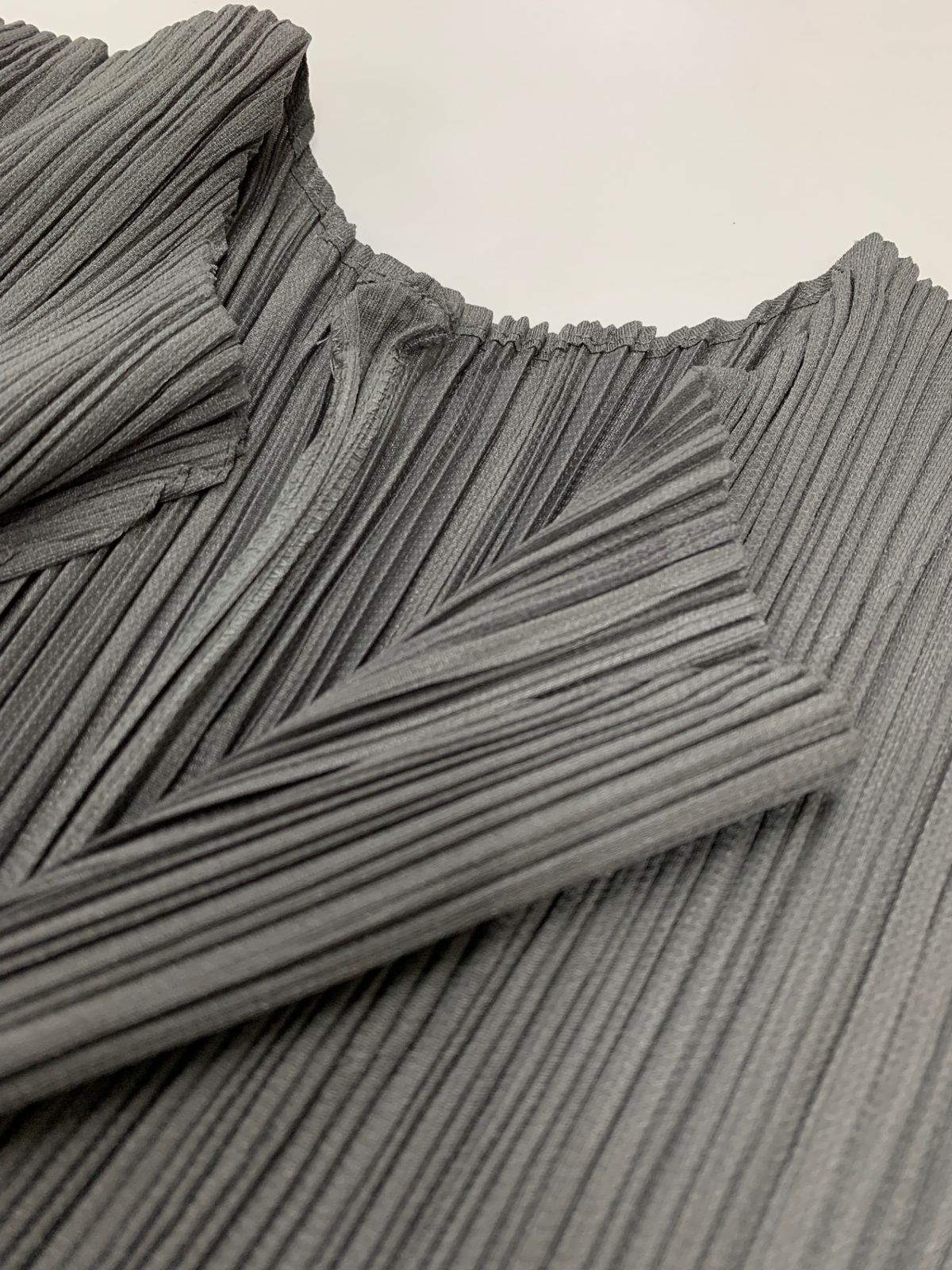 プリーツプリーズイッセイミヤケ PP61-JD146 ジャケット 3 グレー ノー