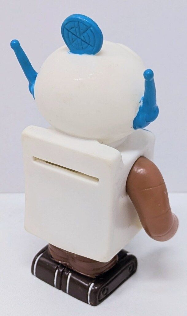 SANYO ソフビ貯金箱 洗濯機ロボット 105mm - メルカリ