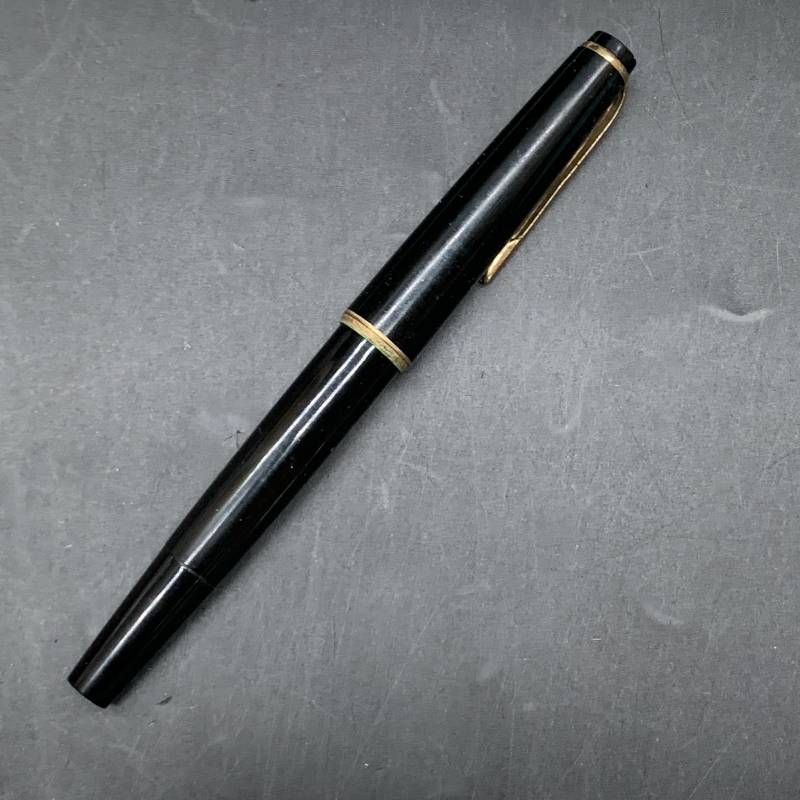 H483 モンブラン 万年筆 No.32 ペン先 585 14K ブラック ホワイト