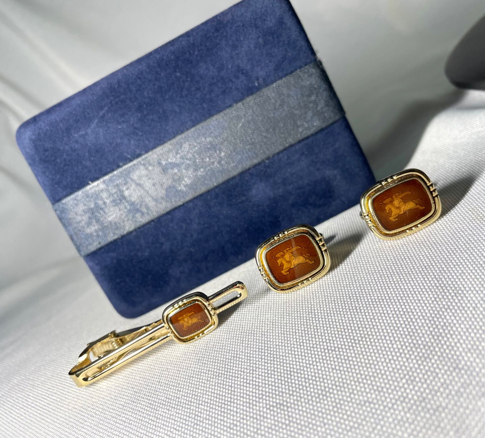 美品 Burberry バーバリー エクエストリアンナイトロゴ 騎士デザイン