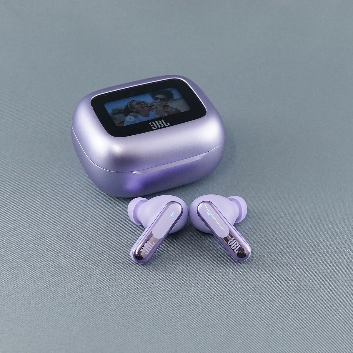 JBL Live Beam 3 完全ワイヤレスイヤホン USED美品 ノイズキャンセ