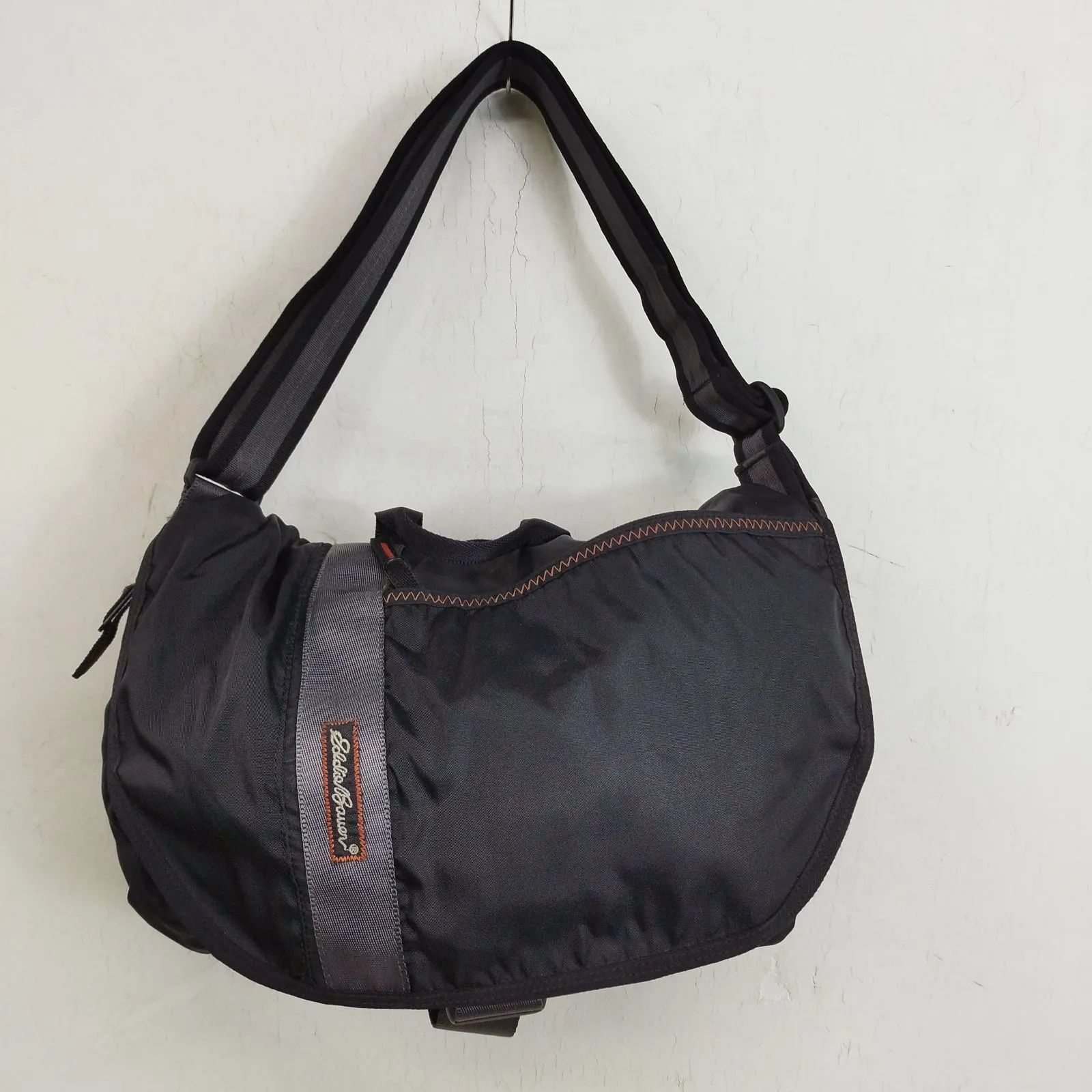 Eddie Bauer エディーバウアー ショルダー メッセンジャー バッグ 斜め