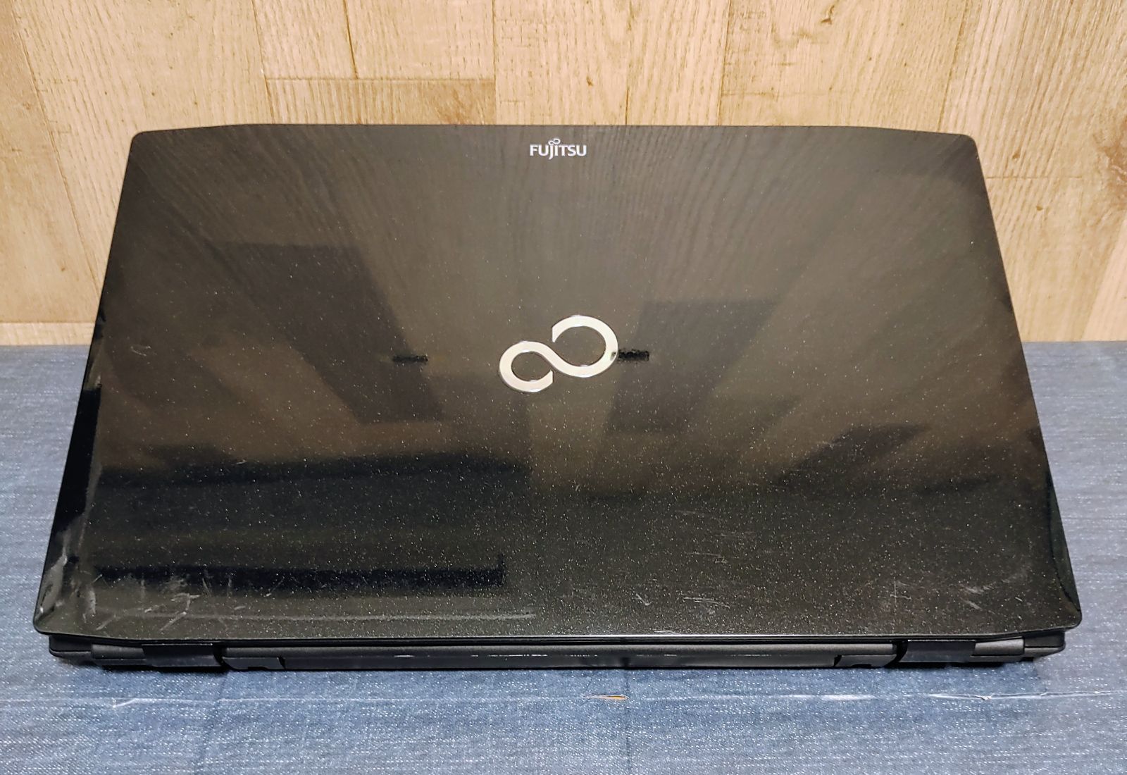 FUJITSU LIFEBOOK Corei7 メモリ8GB SSD256GB バッテリー良好