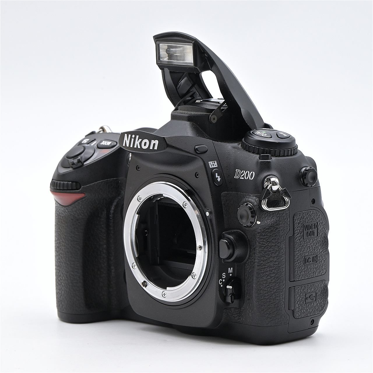Nikon ニコン D200 ボディ デジタル一眼レフカメラ【中古】 - メルカリ
