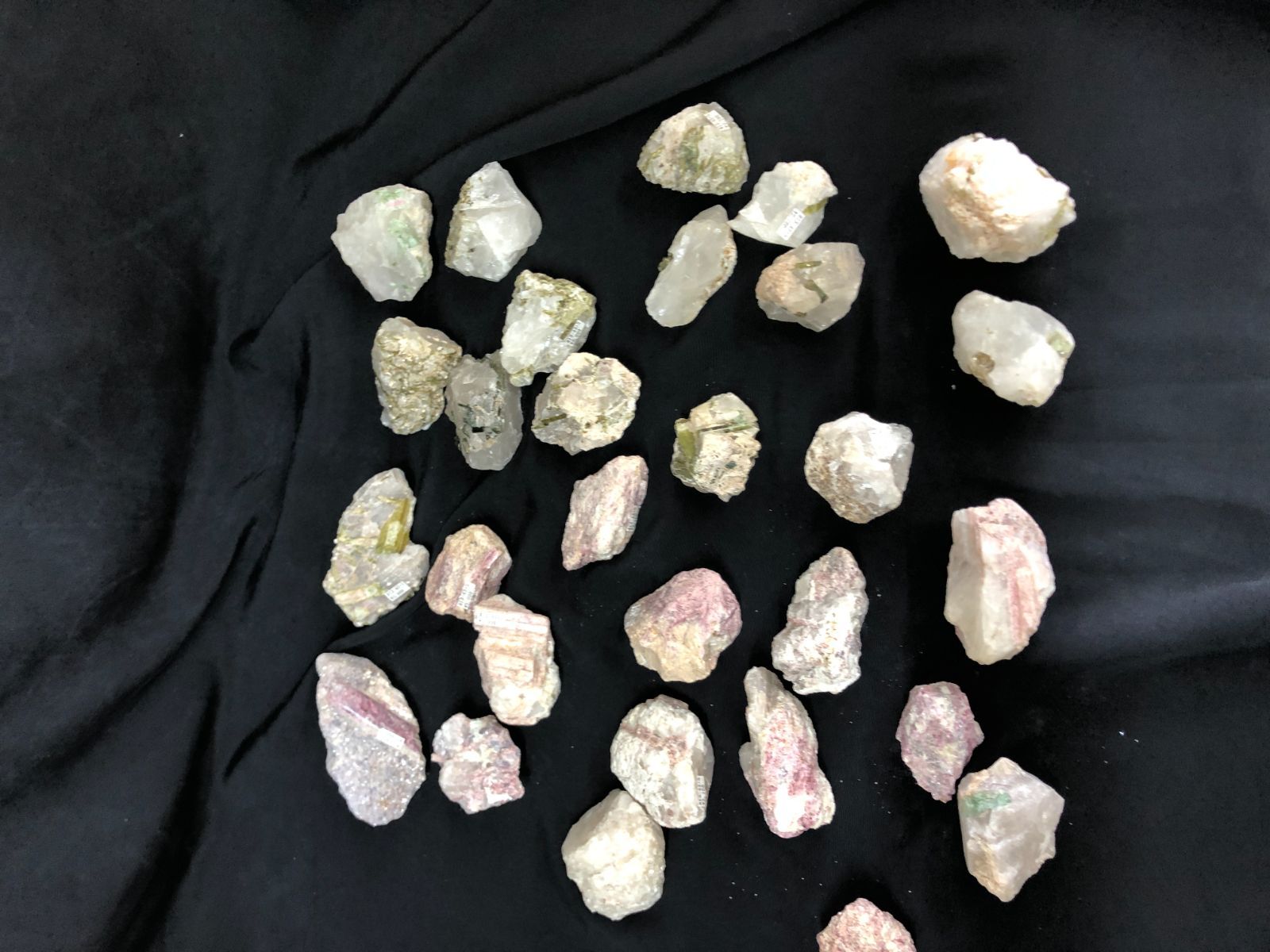 ピンク＆グリーントルマリン原石BOX|ブラジル産