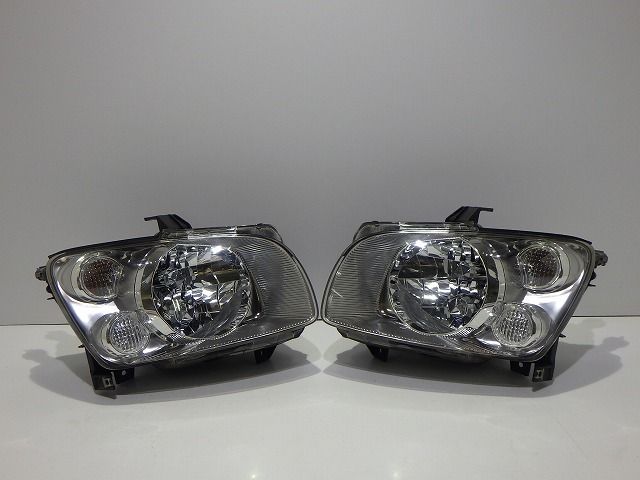 そこそこ美品】日産 M35ステージア 後期 純正ヘッドライト左右セット