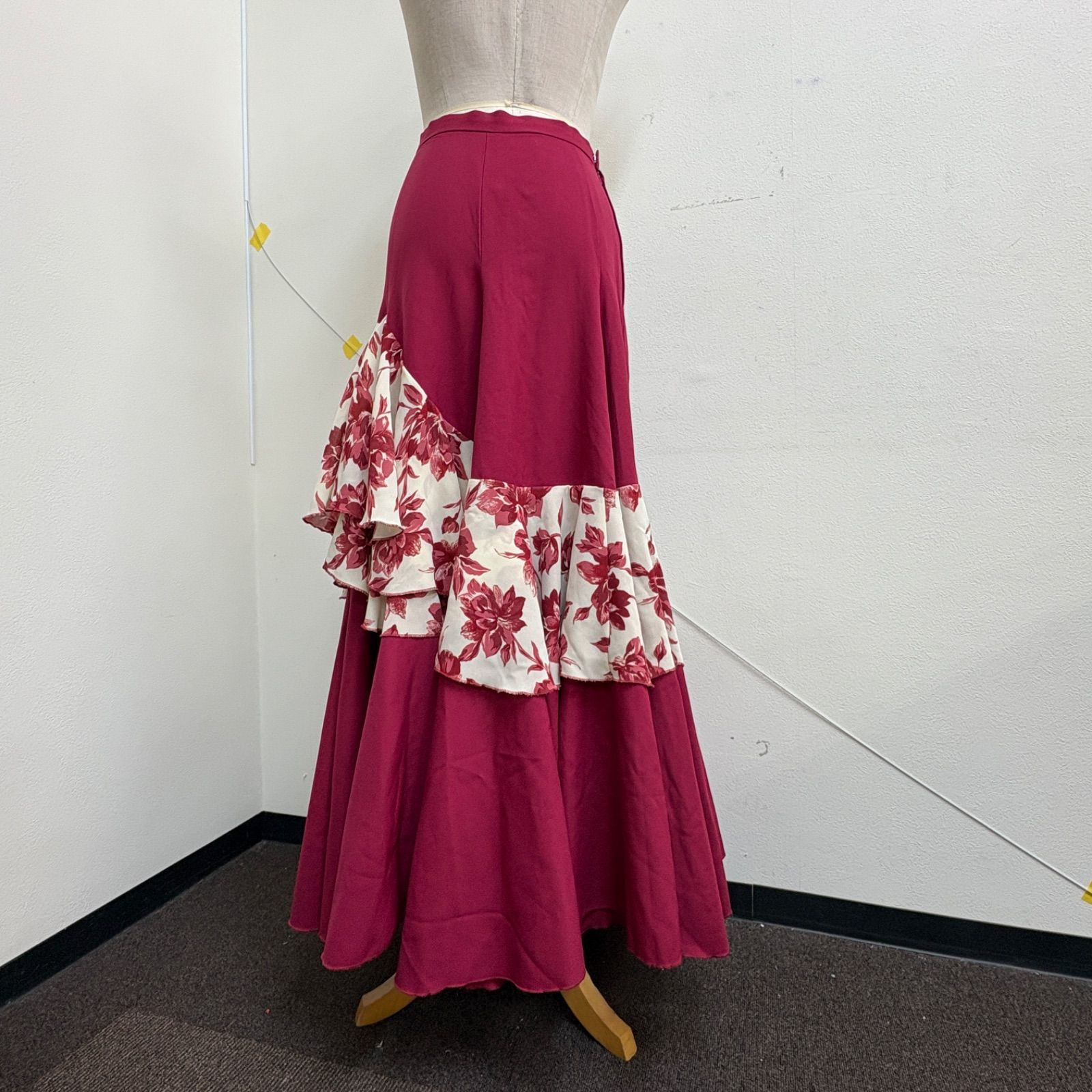 フラメンコ衣装 スカート ファルダ ワインレッド 花柄 フリル - メルカリ