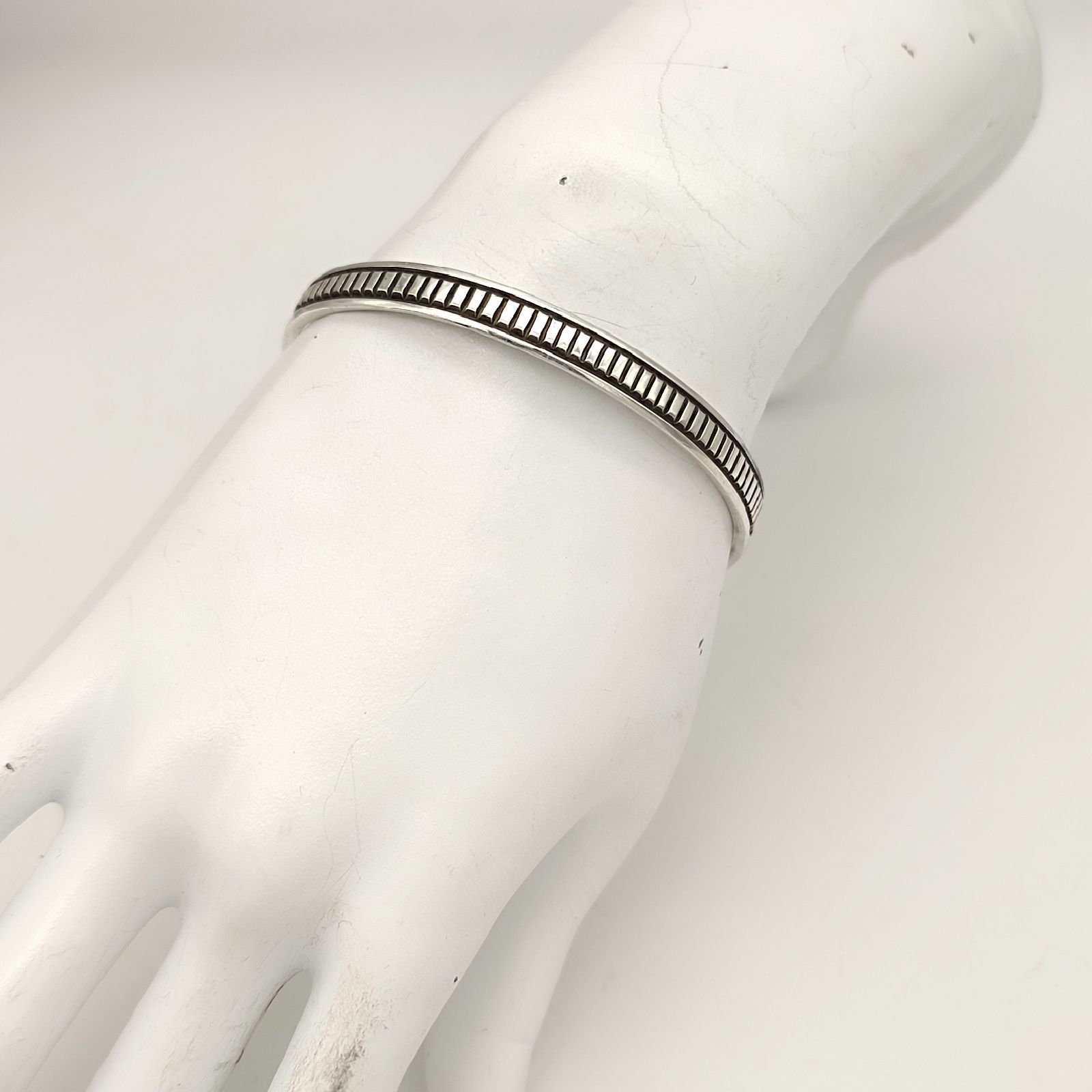 INDIAN 【美品】Rick Enriquez ナバホ族 バングル STERLINGSILVER 