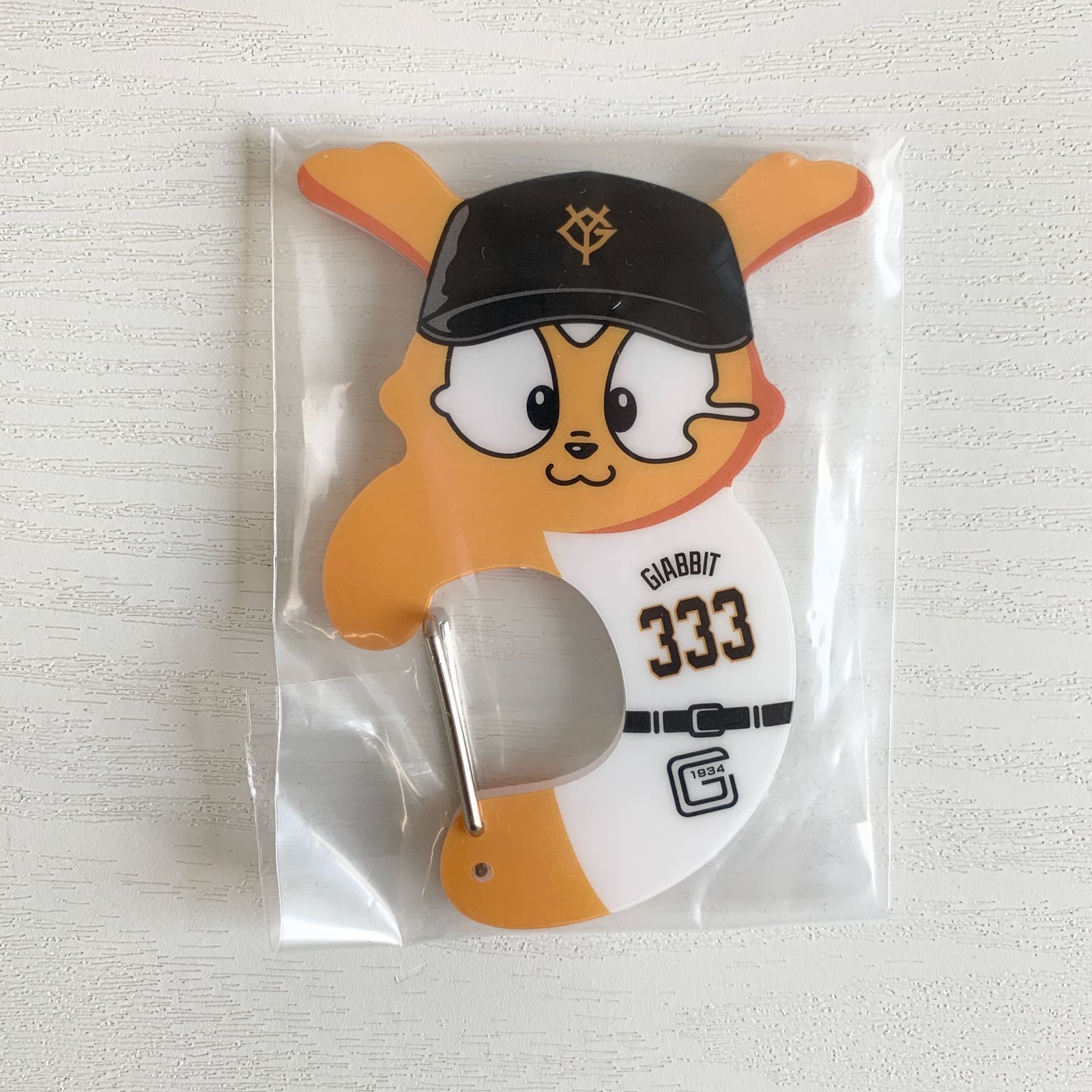 ジャイアンツ エニマイくじ 吉川尚輝 缶バッジ ナオキツネ 缶バッジ