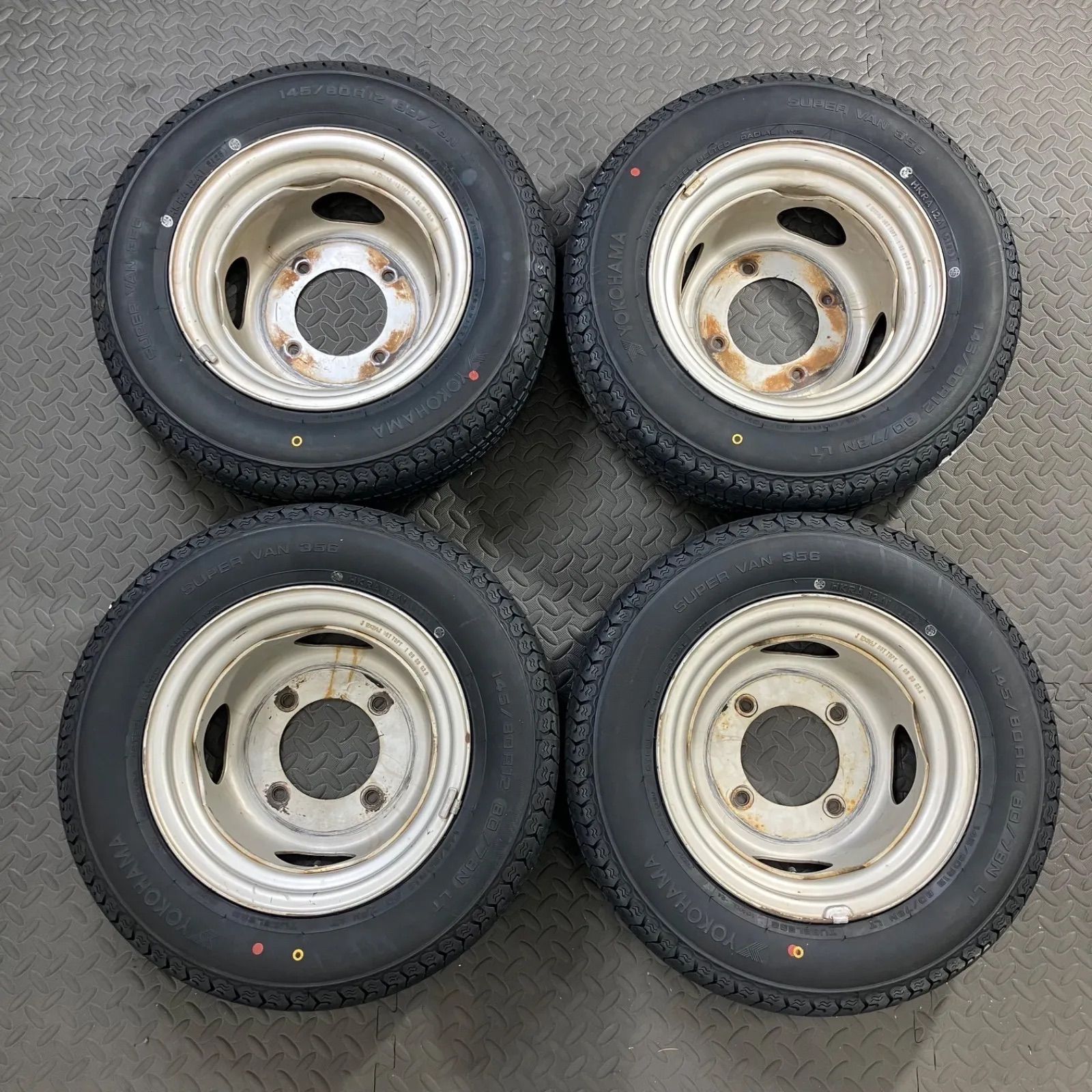 25年製 新品タイヤ 145/80R12 80/78N LT ヨコハマ スーパーバン356(夏