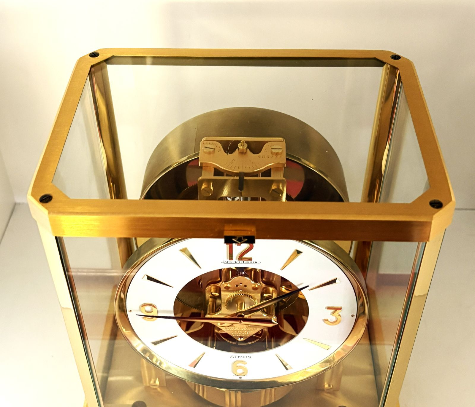 高級】スイス製 JAGER LECOULTRE ジャガールクルト ATOMOS アトモス