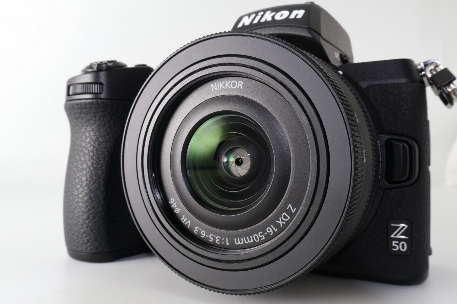 ショット数 180回》Nikon ミラーレス一眼カメラ Z50 レンズキット