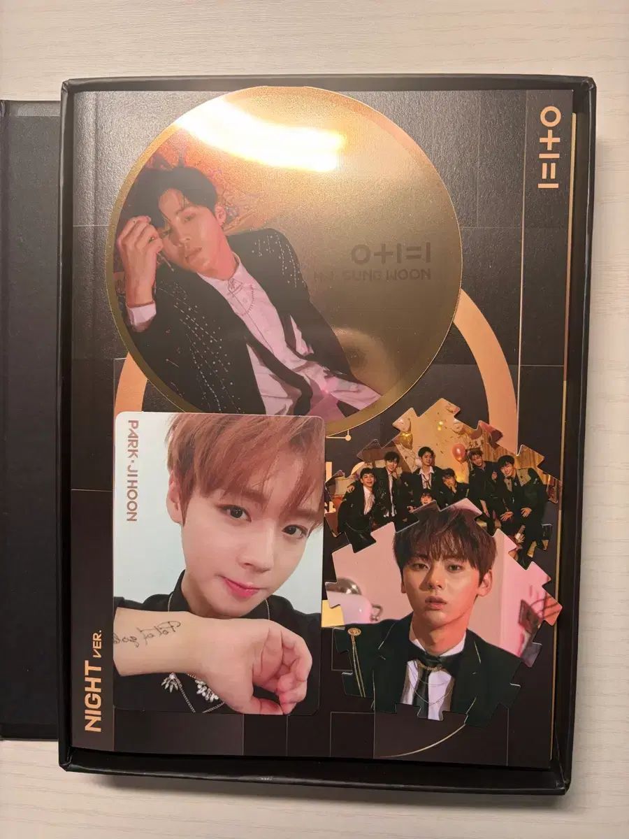 Wanna One（ワナワン）ブーメランアルバム (ファン・ミニョン/パク