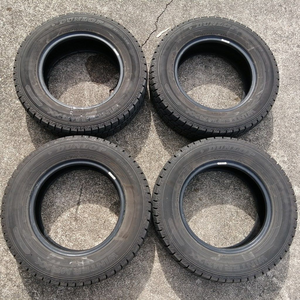 スタッドレスタイヤ4本 DUNLOP WINTER MAXX WM02 185/70R14 2024年 