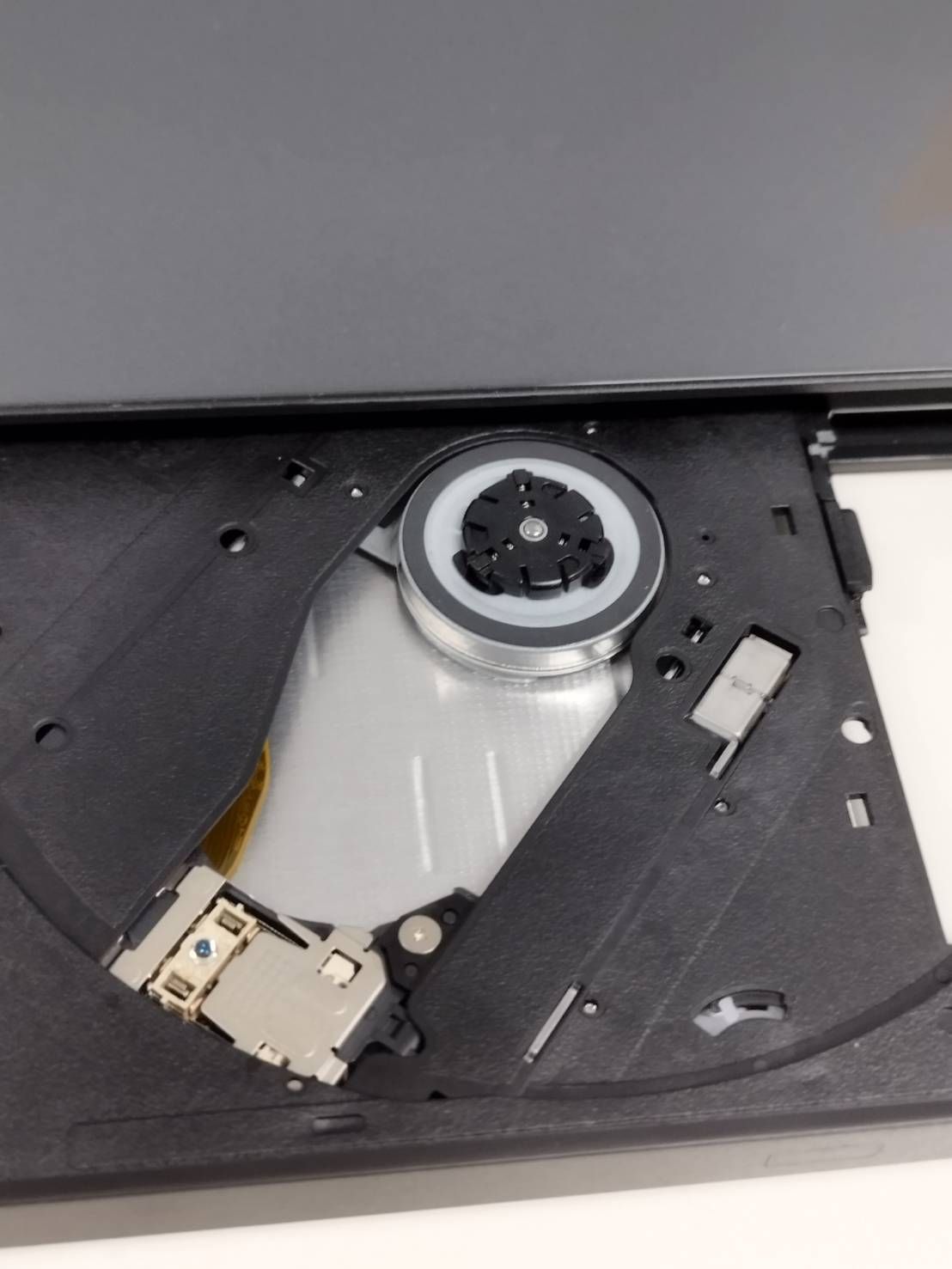 美品 DVDミレル DVRP-W8AI3 スマホ用DVDプレーヤー - メルカリ