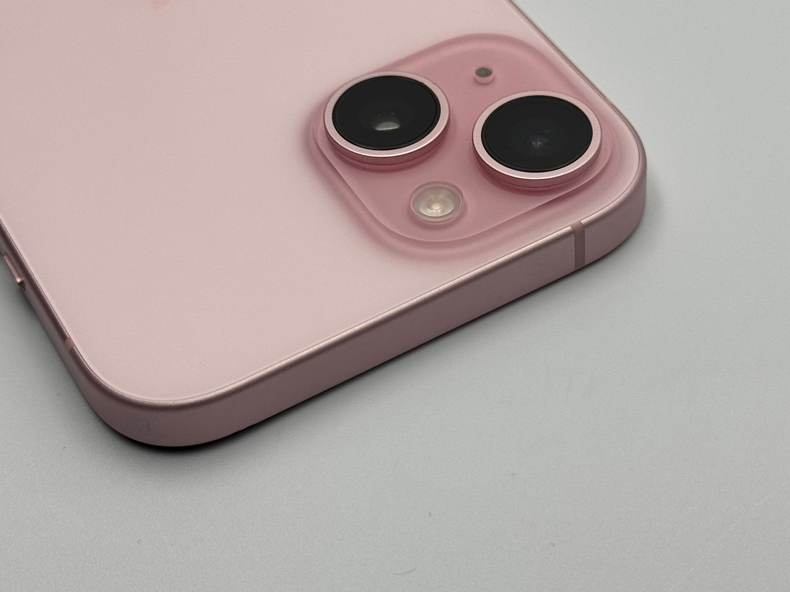 中古C】iPhone 15 128GB ピンク SIMフリー 90%- メルカリ