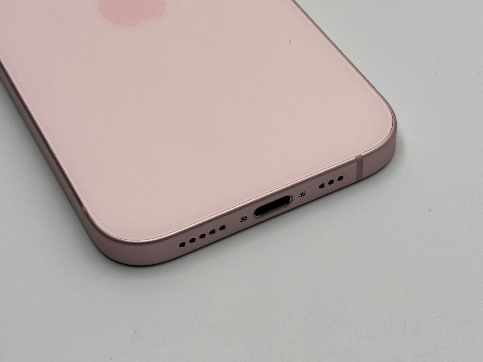 中古C】iPhone 15 128GB ピンク SIMフリー 90%- メルカリ