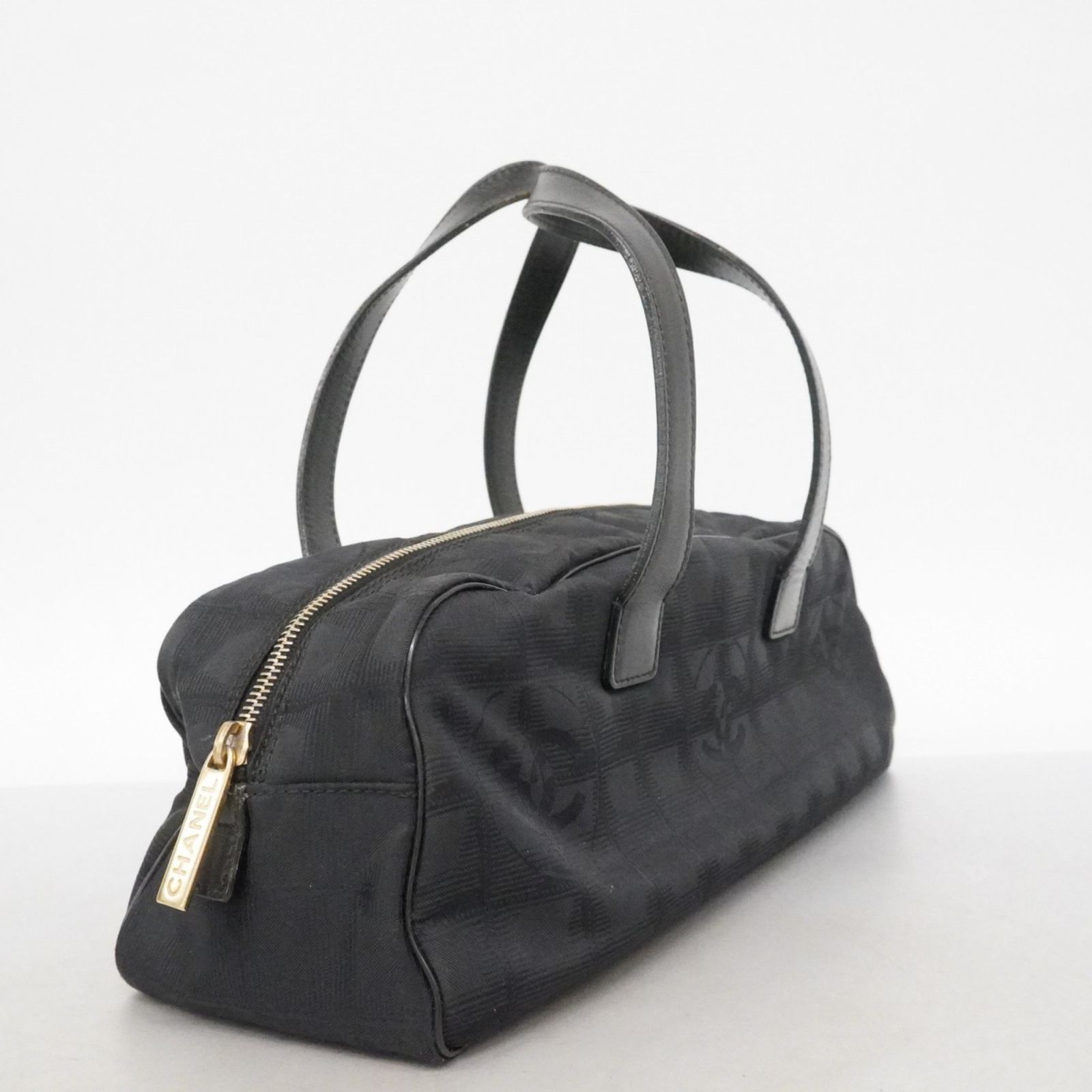 シャネル(Chanel) シャネル ハンドバッグ ニュートラベル ナイロン