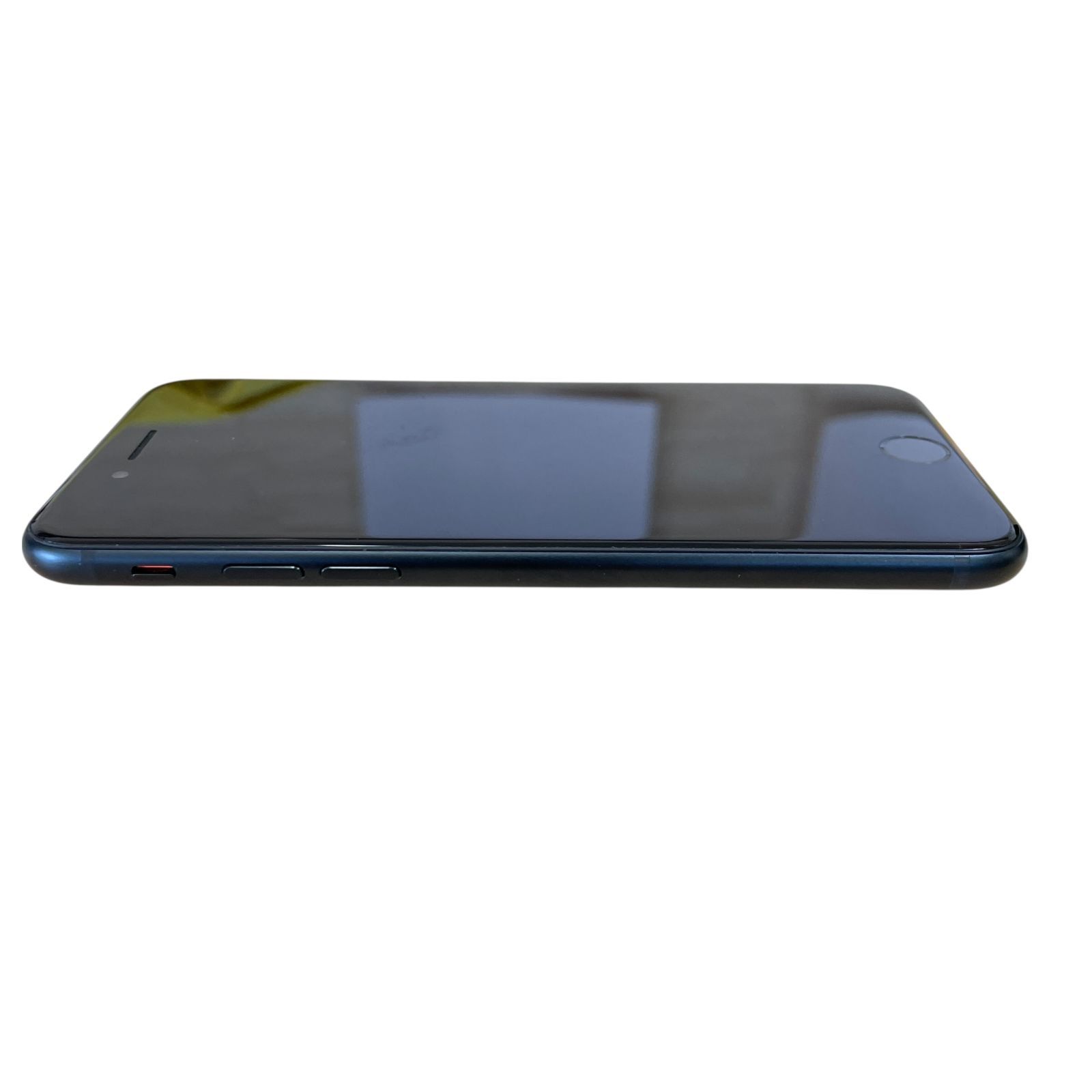 iPhone SE3 64GB ブラック docomo 良品 - メルカリ
