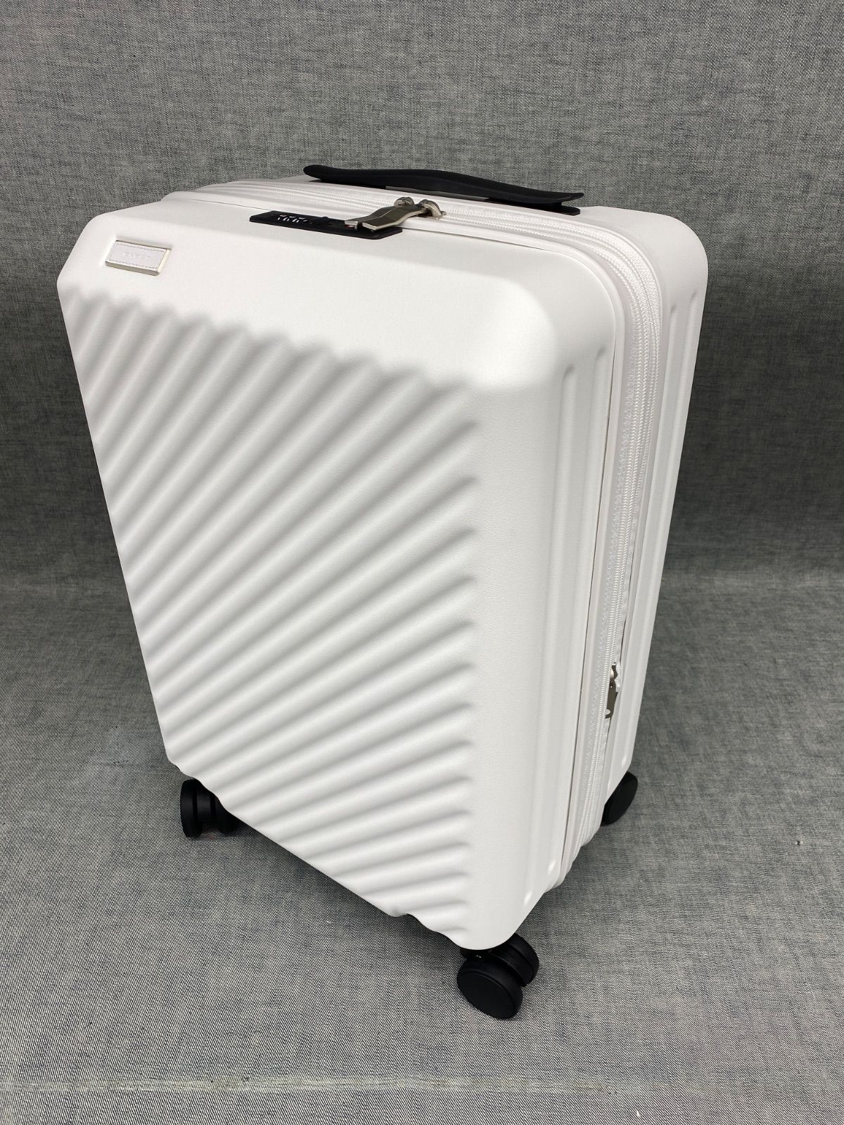 エース イグザクト 機内持込みサイズ スーツケース （拡張機能付き