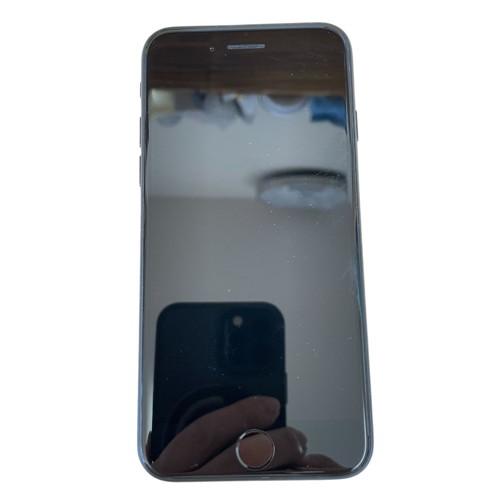 iPhone SE3 64GB ブラック docomo 良品 - メルカリ